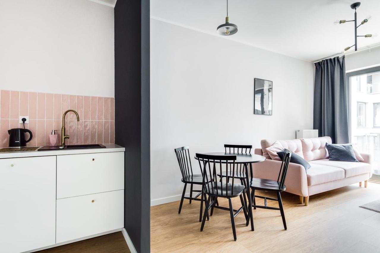 Apartament Male Garbary Posen Exterior foto